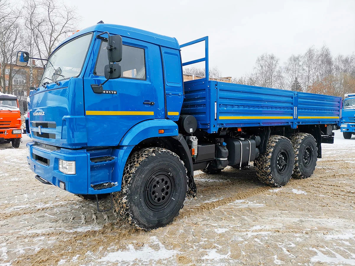 Бортовой автомобиль КАМАЗ 43118